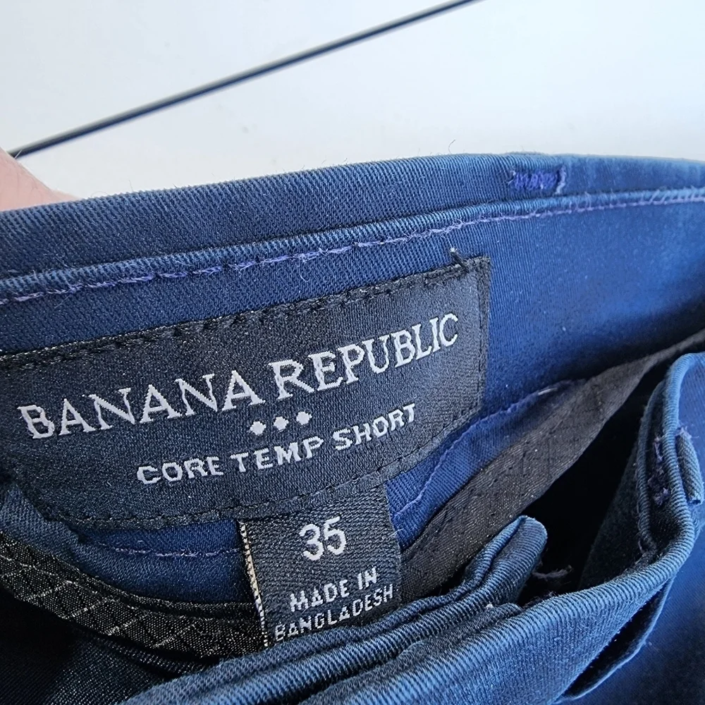 Banana Republic Sz 35 Core Temp 9” Navy Blue Shorts MSRP $70 Cotton